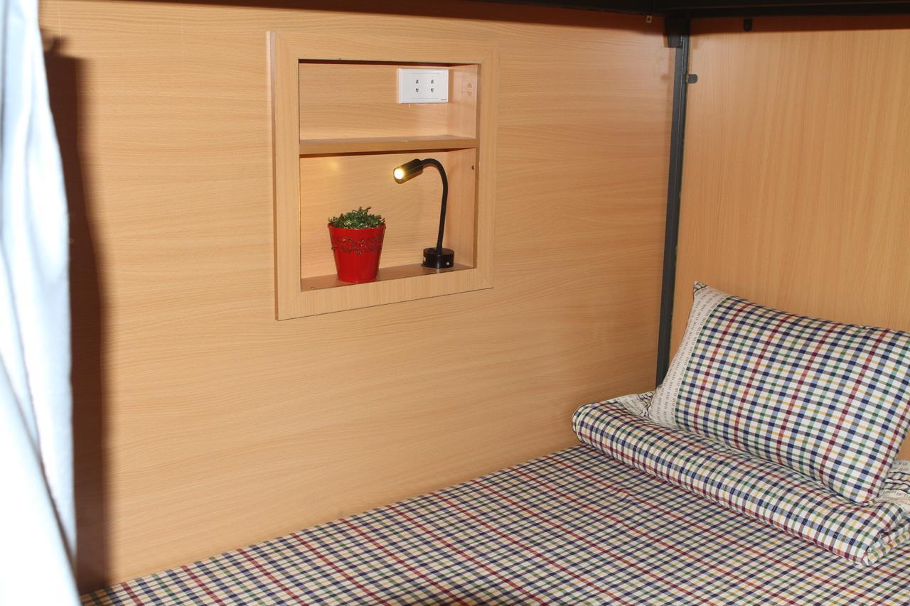Golden Snake Hostel Hanoi Dış mekan fotoğraf